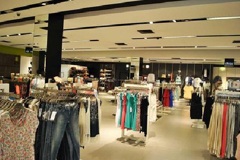 金秀商场里的店面怎么装修？